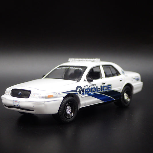 2006 06 FORD CROWN VICTORIA NEW ORLEANS LA POLICE 1:64 SCALE DIECAST MODEL CAR