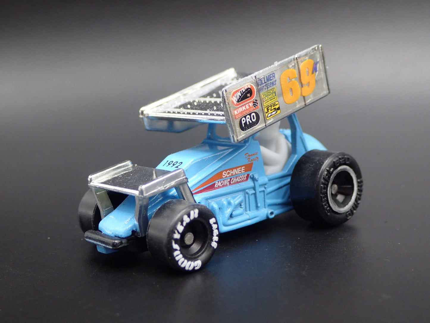 SPRINT CAR #69K DONNIE KREITZ JR PRO SHOCKS 1:64 SCALE DIORAMA DIECAST MODEL CAR