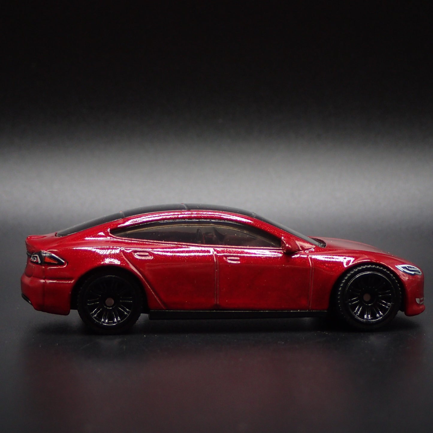 2016-2025 TESLA MODEL S RED 1/64 SCALE COLLECTIBLE DIORAMA DIECAST MODEL CAR
