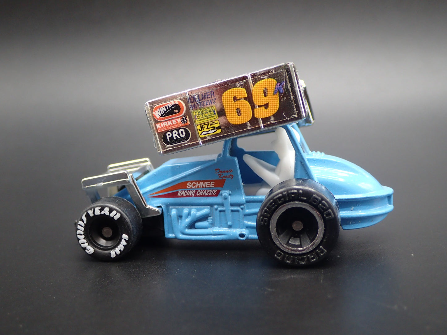 SPRINT CAR #69K DONNIE KREITZ JR PRO SHOCKS 1:64 SCALE DIORAMA DIECAST MODEL CAR