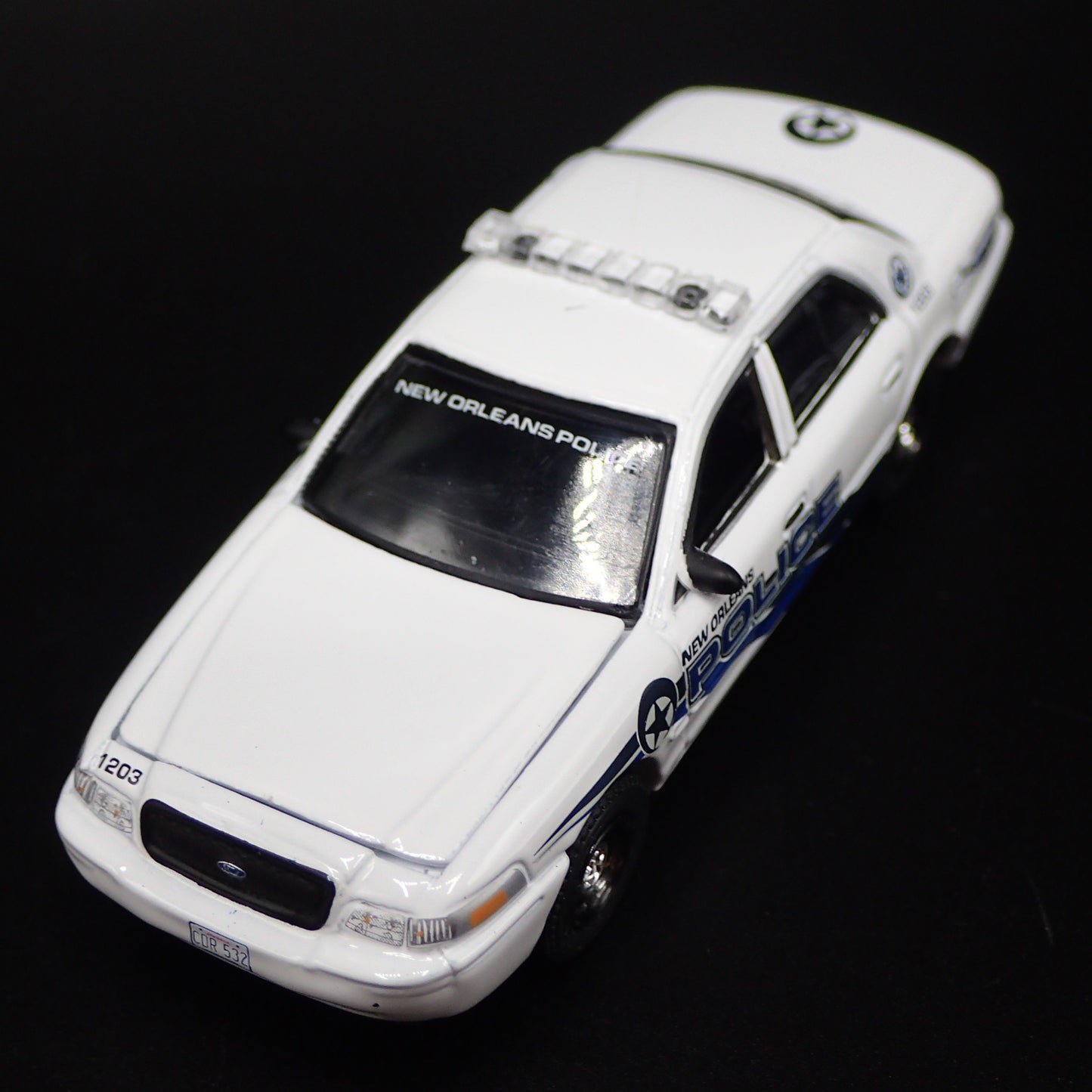 2006 06 FORD CROWN VICTORIA NEW ORLEANS LA POLICE 1:64 SCALE DIECAST MODEL CAR