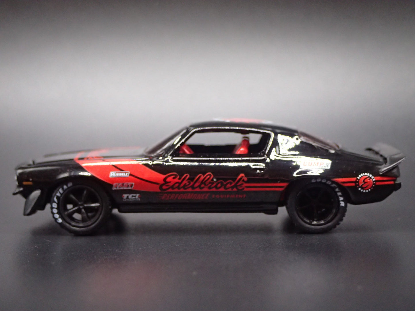 1970 70 CHEVY CHEVROLET CAMARO EDELBROCK 1/64 SCALE DIORAMA DIECAST MODEL CAR