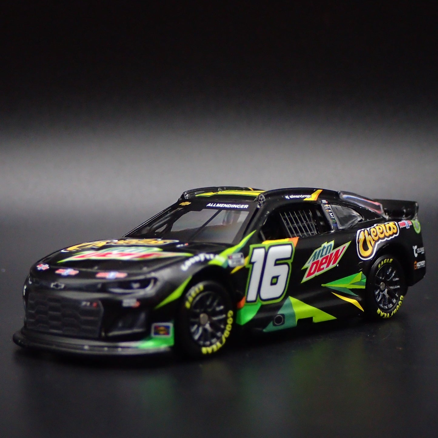 2024 CHEVY CAMARO ZL1 16 AJ ALLMENDINGER MTN DEW NASCAR 1:64 DIECAST MODEL CAR