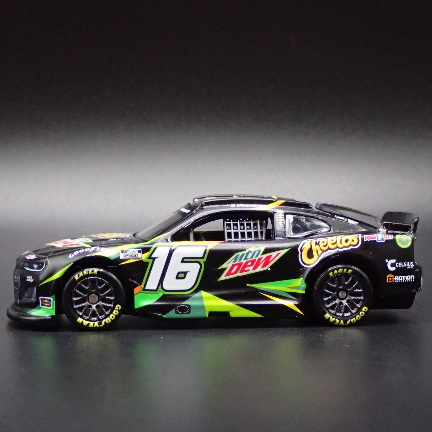 2024 CHEVY CAMARO ZL1 16 AJ ALLMENDINGER MTN DEW NASCAR 1:64 DIECAST MODEL CAR