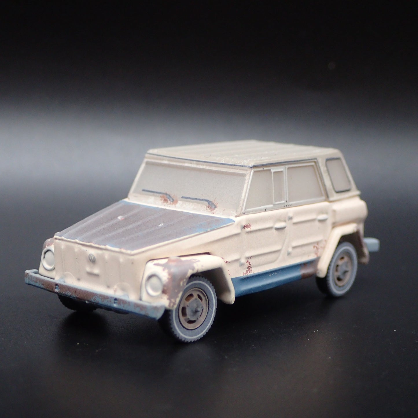 VOLKSWAGEN THING TYPE 181 BARN FIND 1:64 SCALE COLLECTIBLE DIECAST MODEL CAR