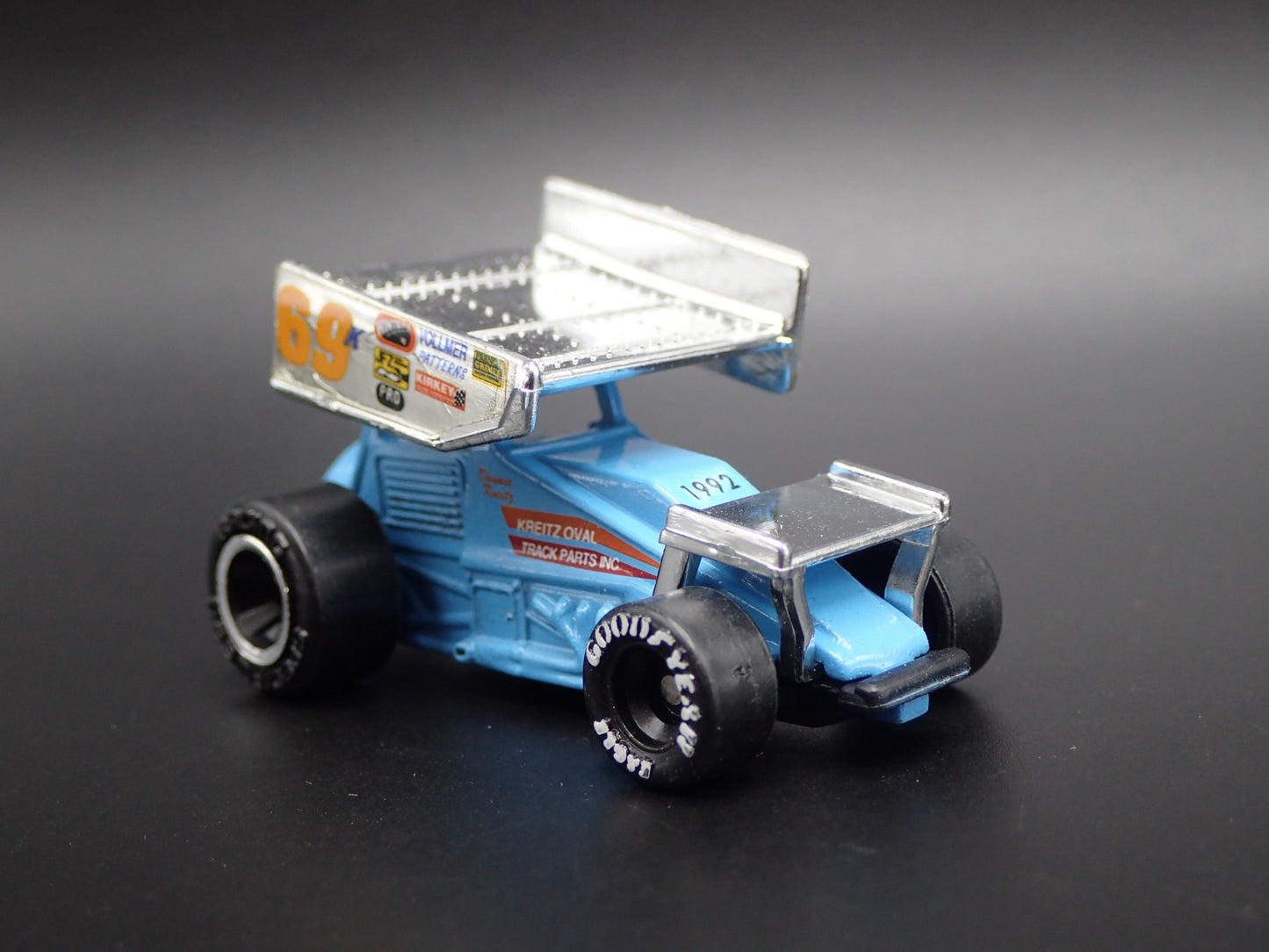 SPRINT CAR #69K DONNIE KREITZ JR PRO SHOCKS 1:64 SCALE DIORAMA DIECAST MODEL CAR