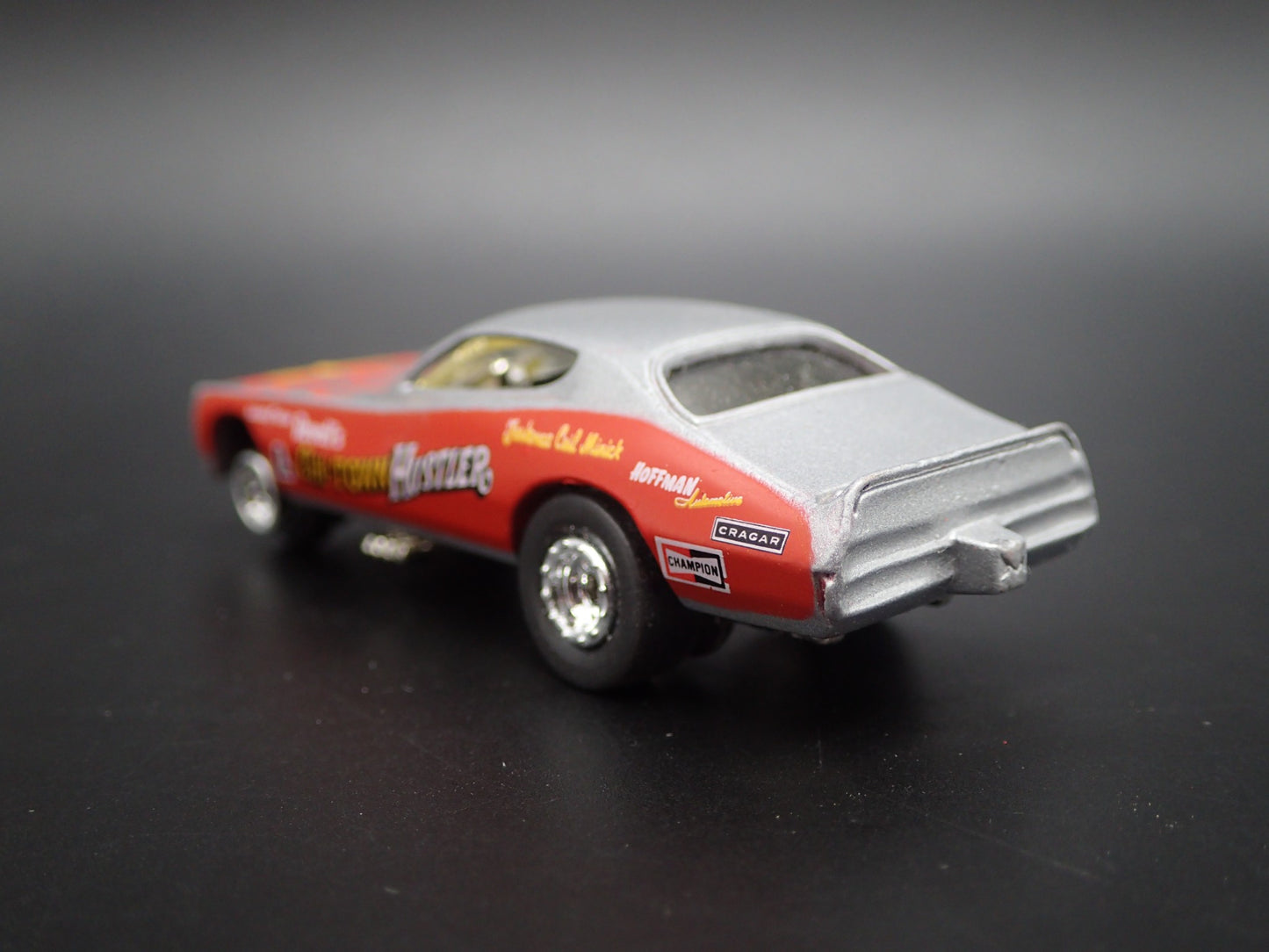 1968 DODGE CHARGER FUNNY CAR NHRA CHI TOWN HUSTLER 1:64 SCALE DIECAST MODEL CAR