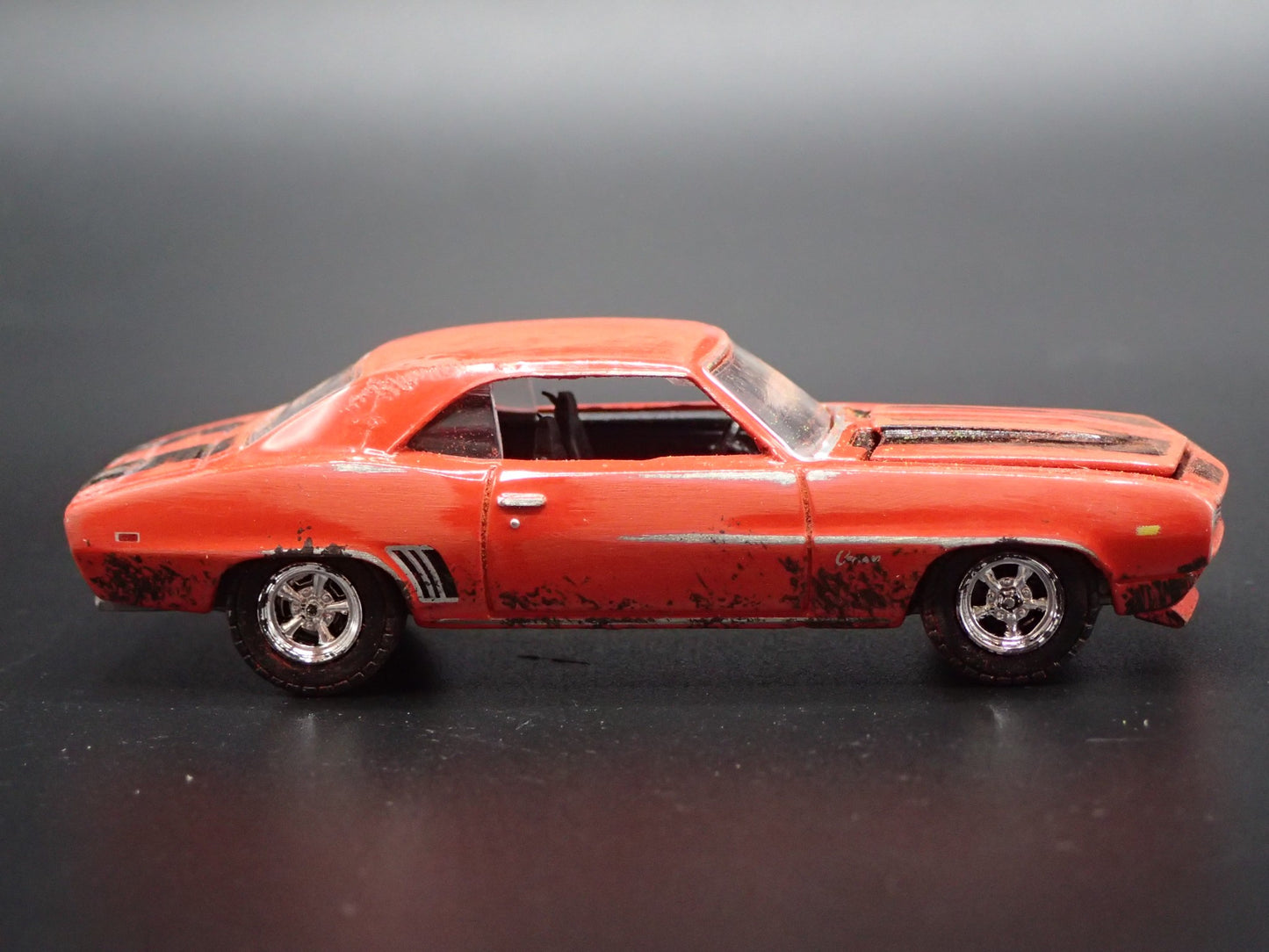 1969 69 CHEVY CHEVROLET CAMARO CUSTOM BARN FIND 1:64 SCALE DIECAST MODEL CAR