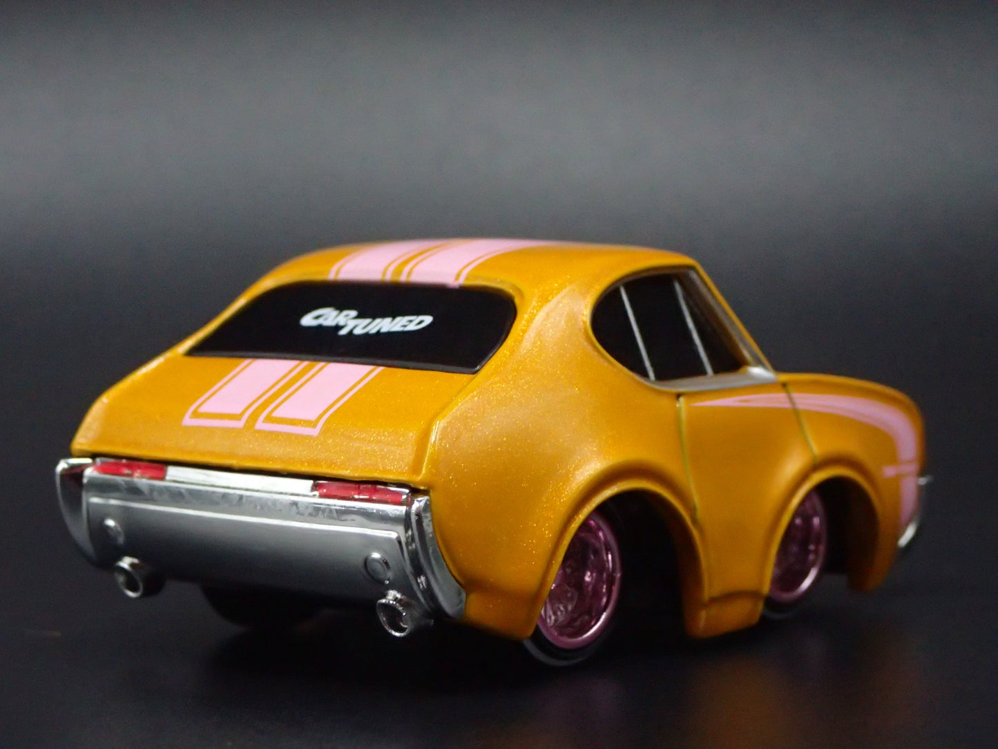 1968 68 OLDS OLDSMOBILE 442 LOWRIDER CAR TUNED 1:64 SCALE DIECAST MODEL CAR