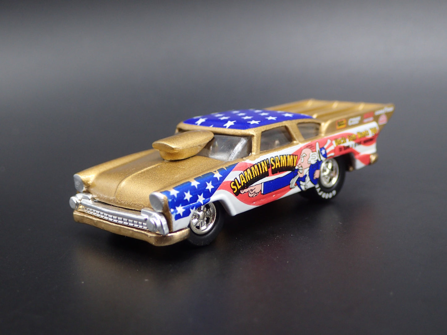 1955 FORD CROWN VICTORIA NHRA SLAMMIN SAMMY 1:64 SCALE DIORAMA DIECAST MODEL CAR