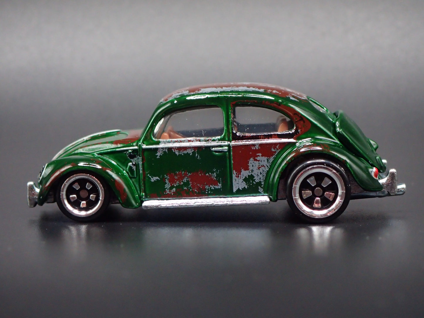 1960-1967 VW VOLKSWAGEN BAJA BEETLE SPLIT WINDOW 1:64 SCALE DIECAST MODEL CAR