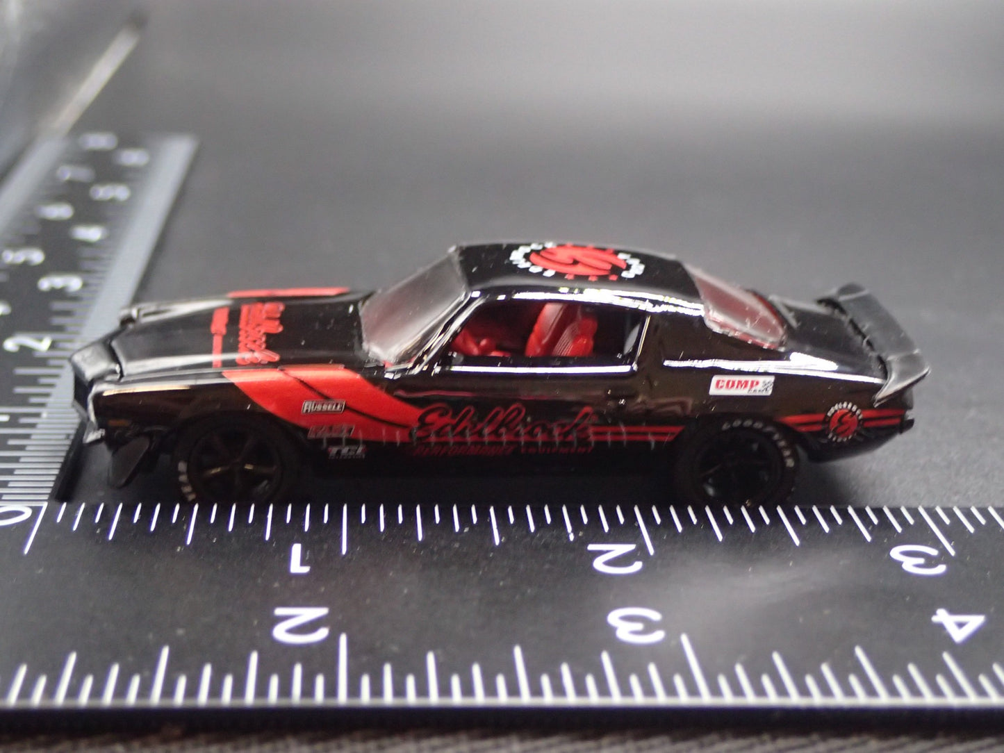 1970 70 CHEVY CHEVROLET CAMARO EDELBROCK 1/64 SCALE DIORAMA DIECAST MODEL CAR
