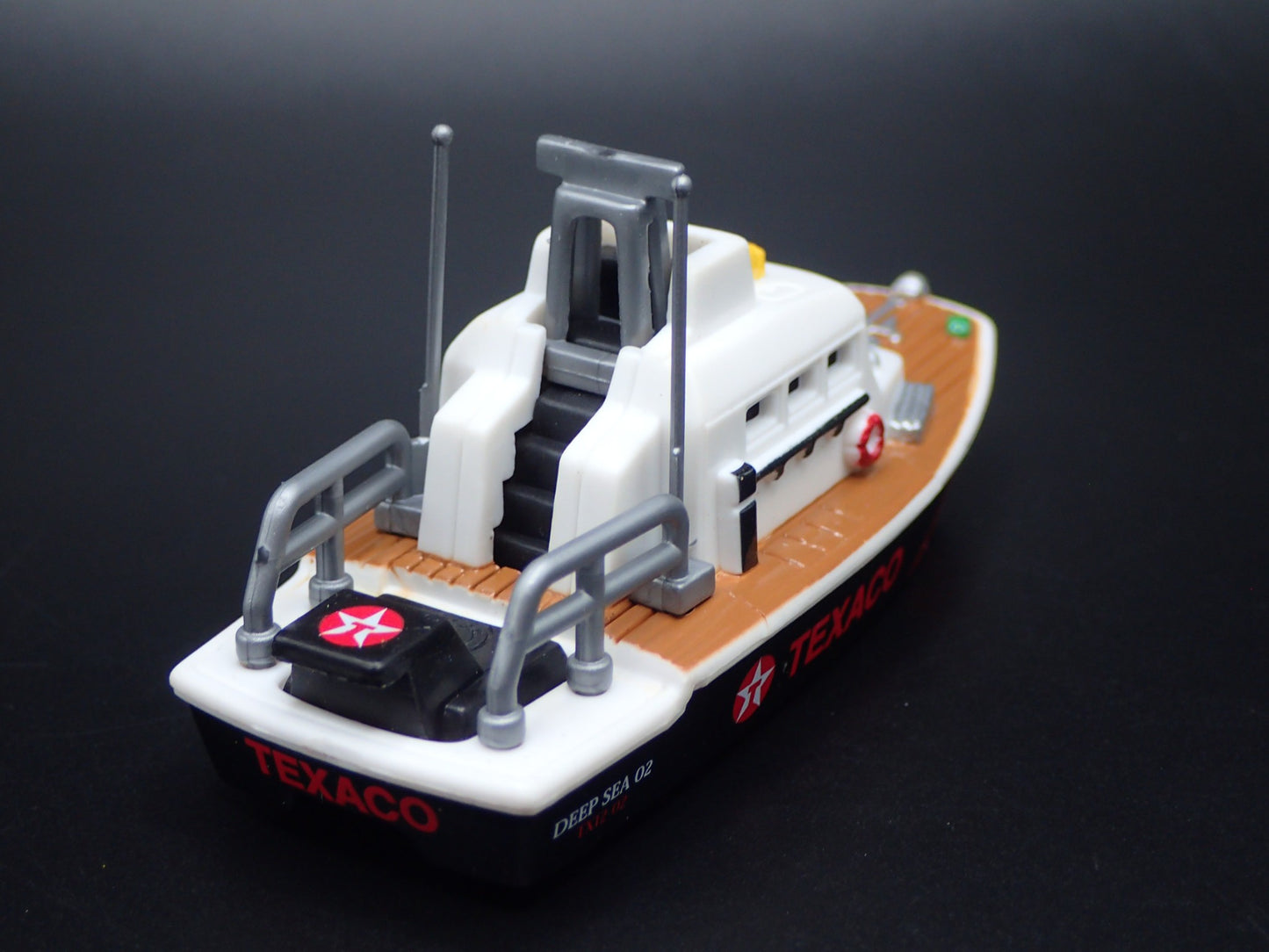 SEA RESCUE BOAT TEXACO 1/64 MB SCALE COLLECTIBLE DIORAMA PROP MODEL