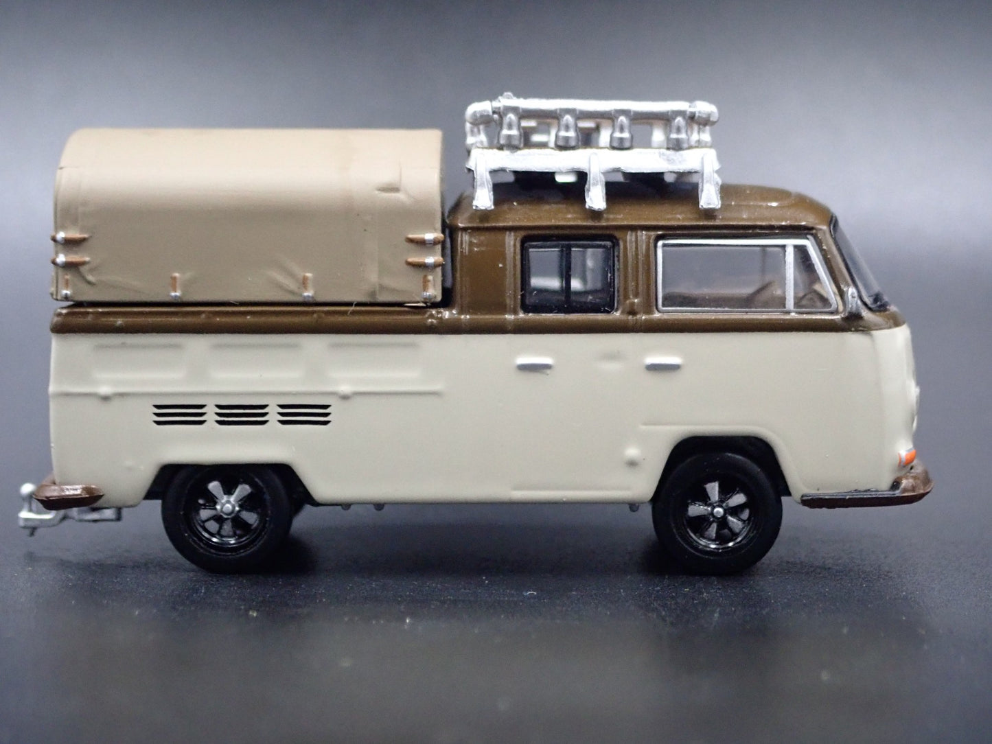 1967-1979 VW VOLKSWAGEN TYPE 2 DOUBLE CAB PICKUP 1:64 SCALE DIECAST MODEL CAR