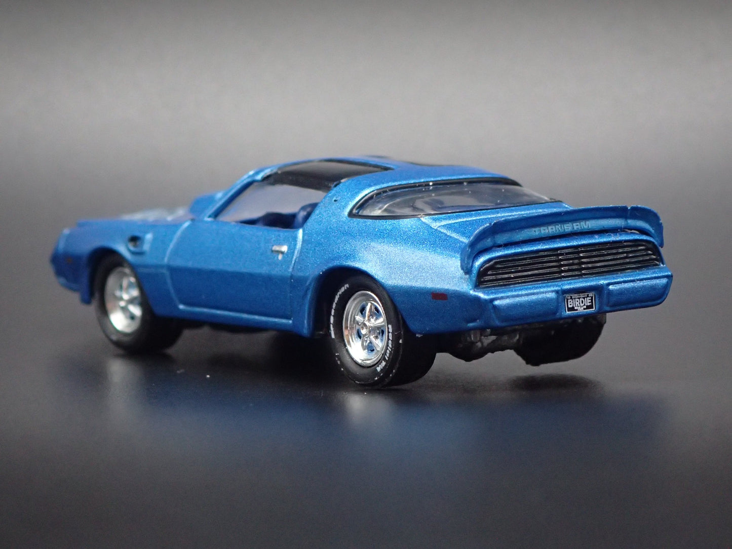 1981 81 PONTIAC FIREBIRD TRANS AM T/A TURBO 1/64 SCALE DIORAMA DIECAST MODEL CAR