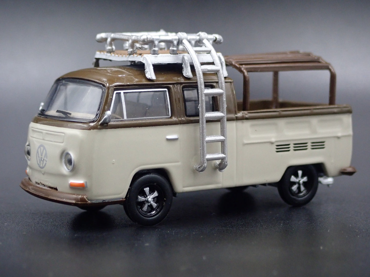 1967-1979 VW VOLKSWAGEN TYPE 2 DOUBLE CAB PICKUP 1:64 SCALE DIECAST MODEL CAR