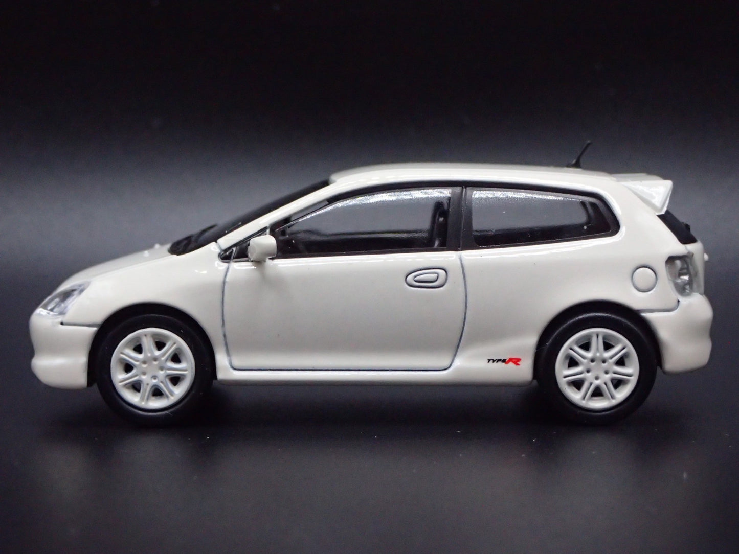 2007-2011 HONDA CIVIC TYPE R EP3 WHITE 1:64 SCALE COLLECTIBLE DIECAST MODEL CAR