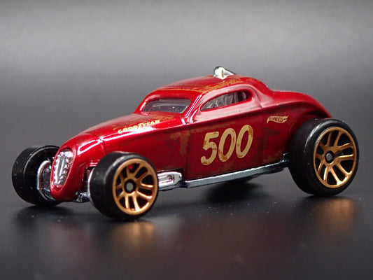 1932 32 FORD ROADSTER COUPE BARN FIND RED 1:64 SCALE DIORAMA DIECAST MODEL CAR