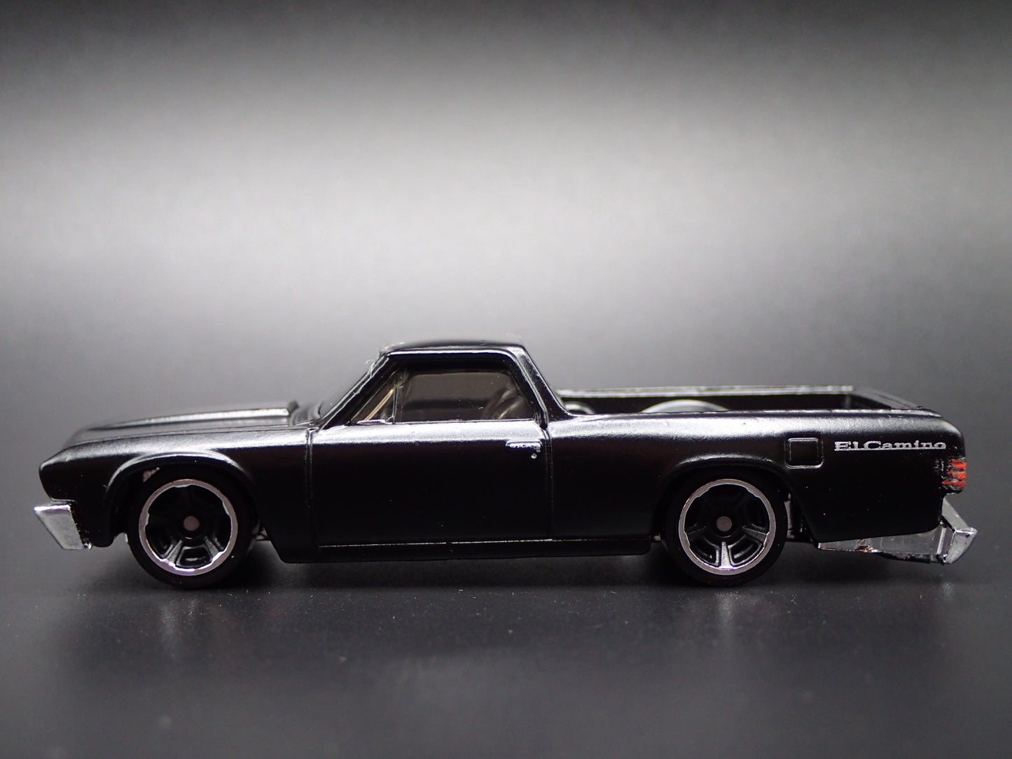 1967 67 CHEVY CHEVROLET EL CAMINO BLACK 1:64 SCALE DIORAMA DIECAST MODEL CAR