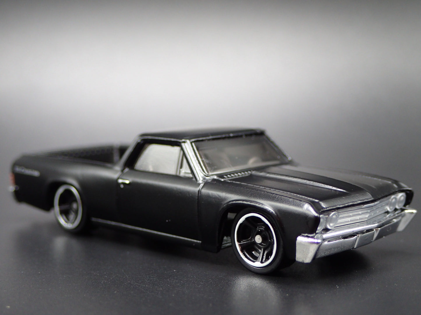 1967 67 CHEVY CHEVROLET EL CAMINO BLACK 1:64 SCALE DIORAMA DIECAST MODEL CAR