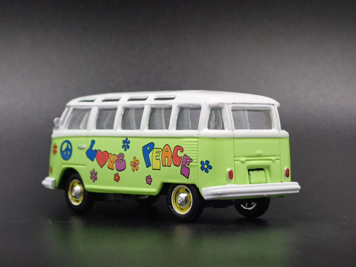 1950-1967 VW VOLKSWAGEN TYPE 2 T1 23 WINDOW BUS 1:64 SCALE DIECAST MODEL CAR