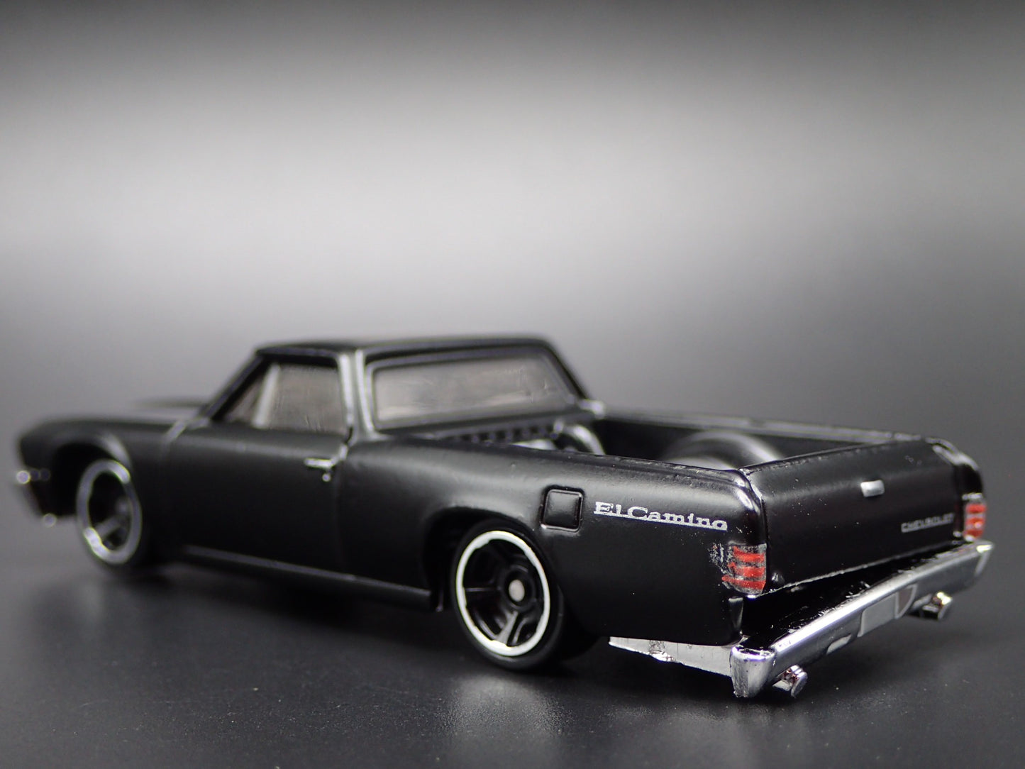 1967 67 CHEVY CHEVROLET EL CAMINO BLACK 1:64 SCALE DIORAMA DIECAST MODEL CAR