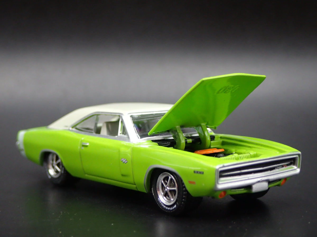1970 70 DODGE CHARGER HEMI RT 1:64 SCALE COLLECTIBLE DIORAMA DIECAST MODEL CAR-Burning Rubber Toy Company