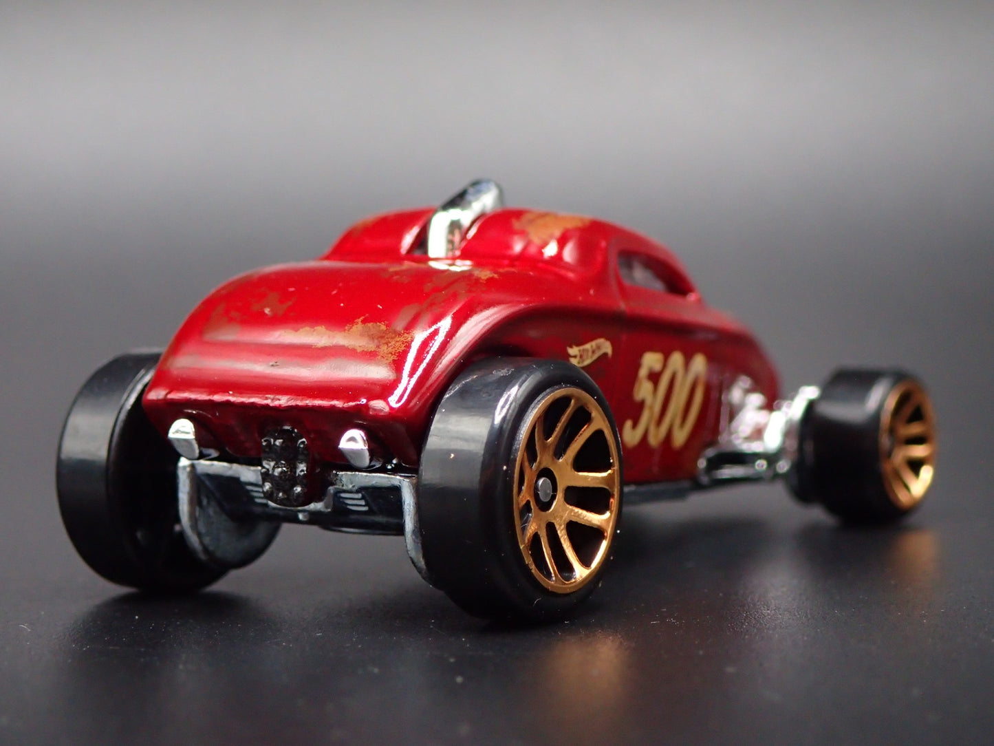 1932 32 FORD ROADSTER COUPE BARN FIND RED 1:64 SCALE DIORAMA DIECAST MODEL CAR