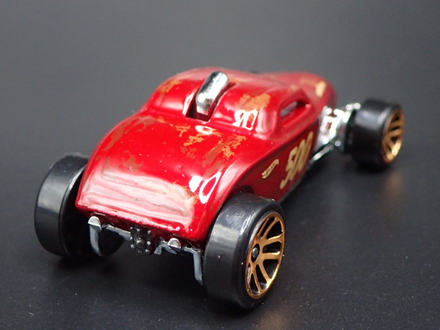 1932 32 FORD ROADSTER COUPE BARN FIND RED 1:64 SCALE DIORAMA DIECAST MODEL CAR