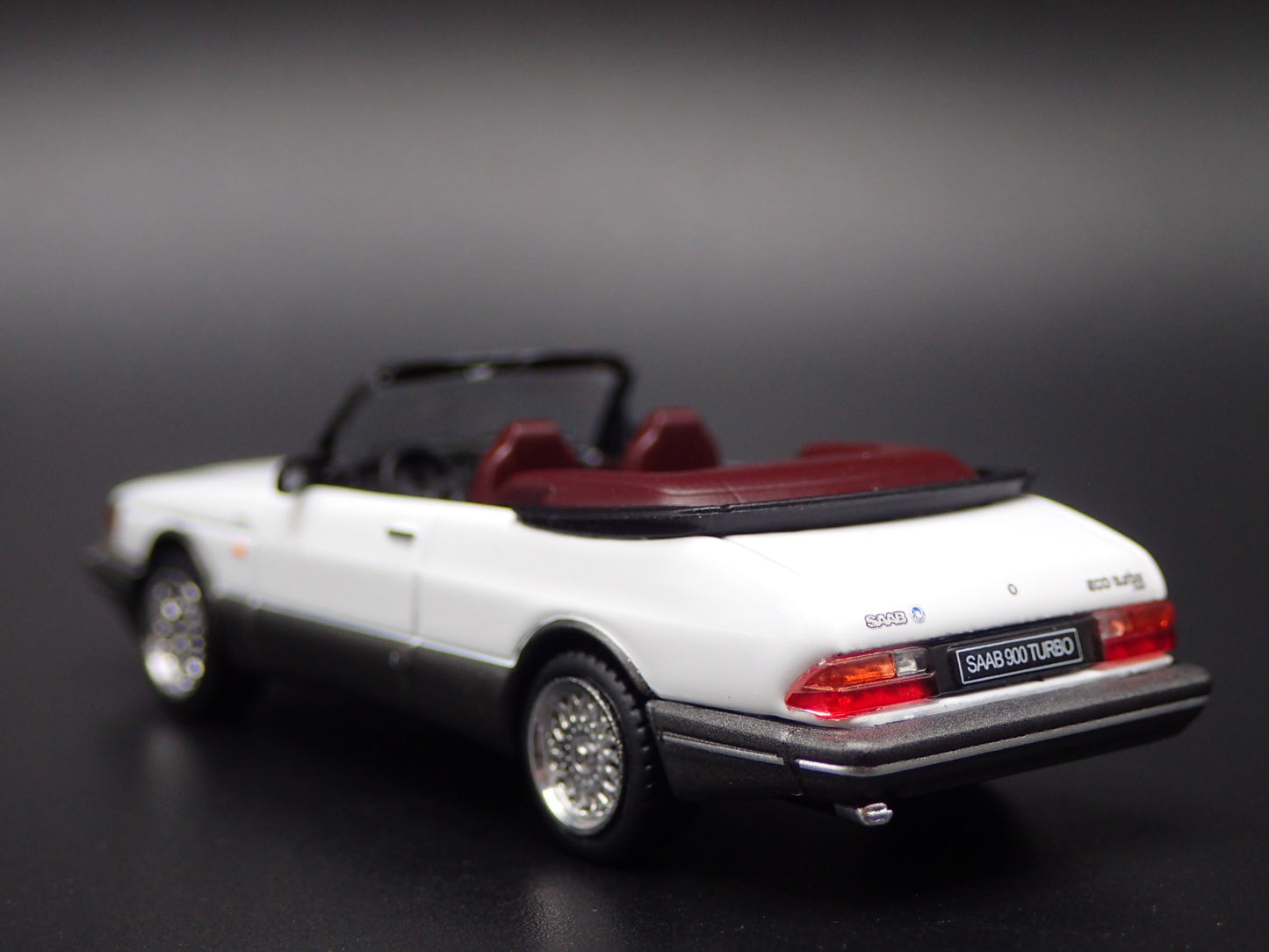 1978-1998 SAAB 900 TURBO CONVERTIBLE WHITE 1/64 SCALE DIORAMA DIECAST MODEL CAR