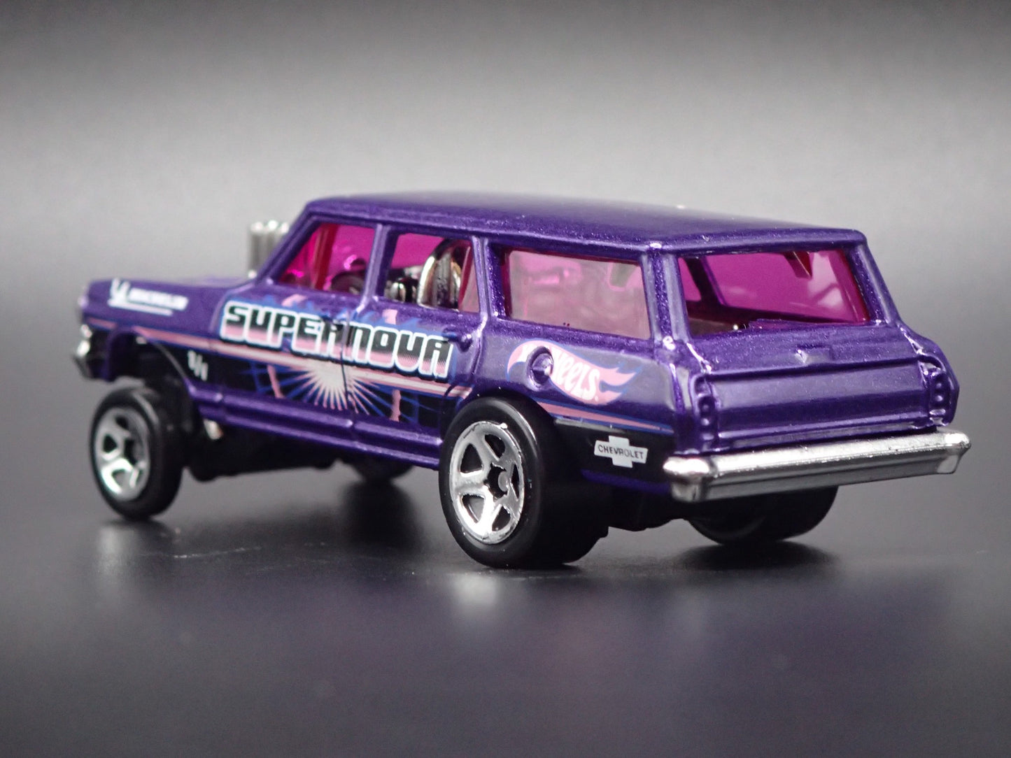 1964 CHEVY CHEVROLET NOVA II STATION WAGON GASSER 1:64 SCALE DIECAST MODEL CAR