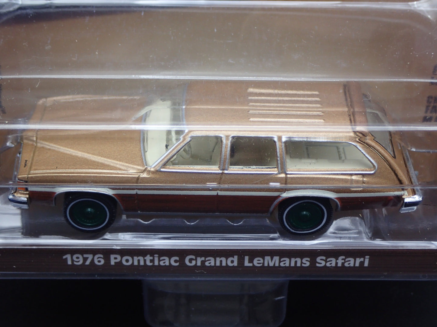 2022 GREENLIGHT GREEN MACHINE 1976 PONTIAC GRAND LEMANS SAFARI ESTATE WAGONS 7
