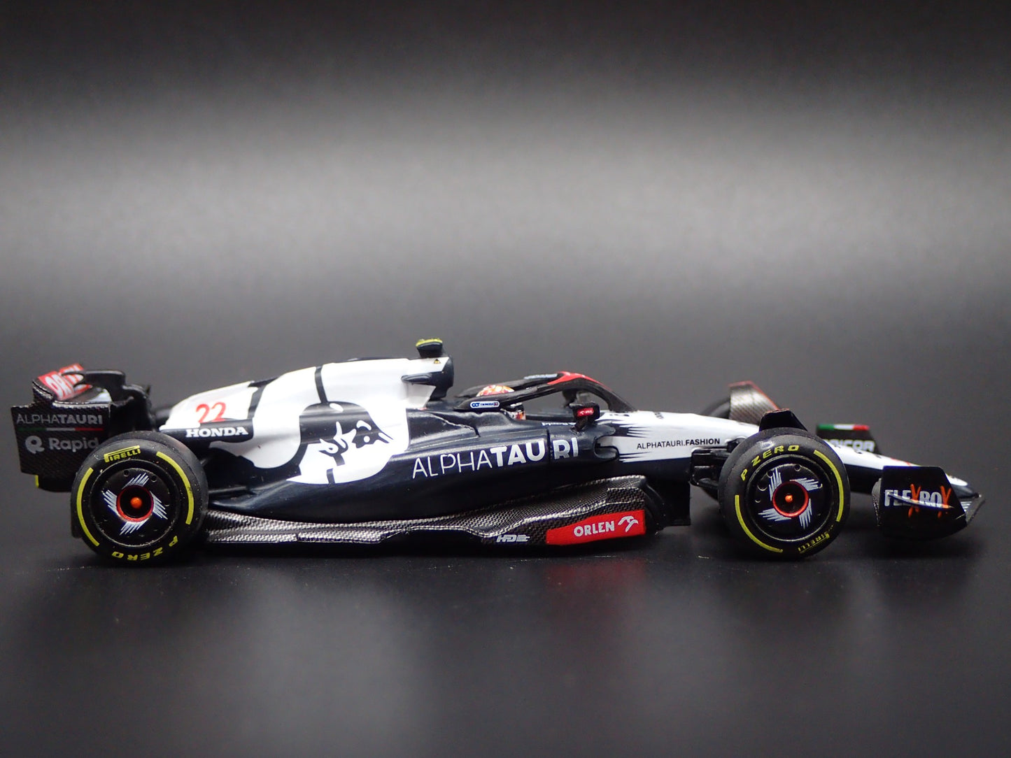 ALPHA TAURI AT04 #22 F1 YUKI TSUNODA 2023 AUS GP 1:64 SCALE DIECAST MODEL CAR