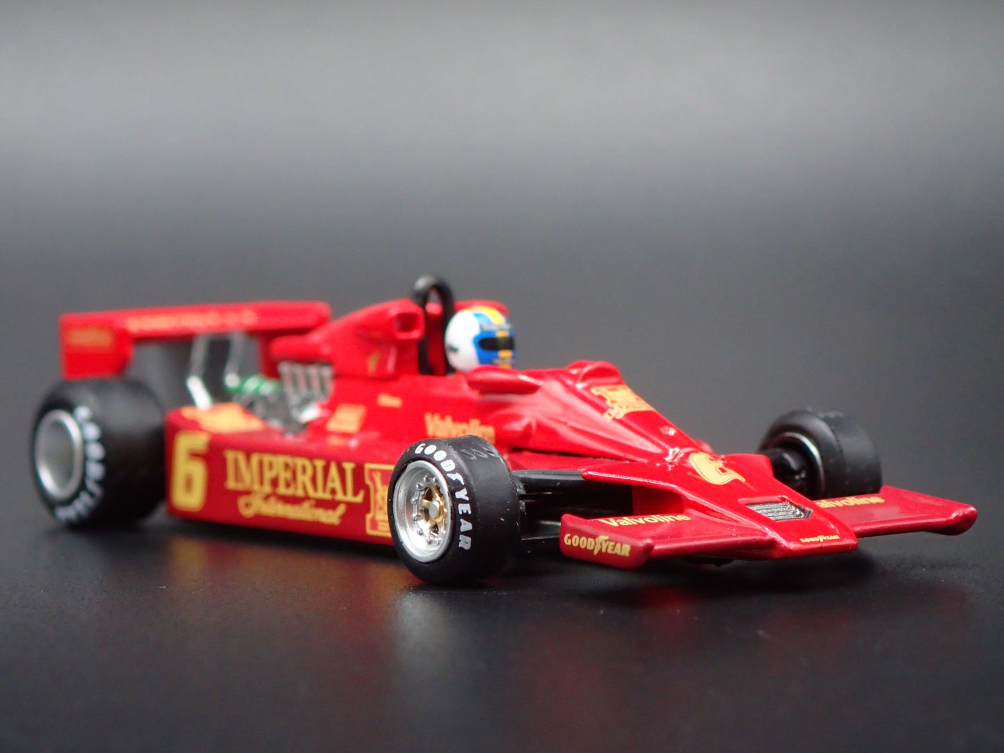 F1 LOTUS 78 6 1977 PRESENTATION GUNNAR NILSSON 1:64 SCALE DIECAST MODEL CAR