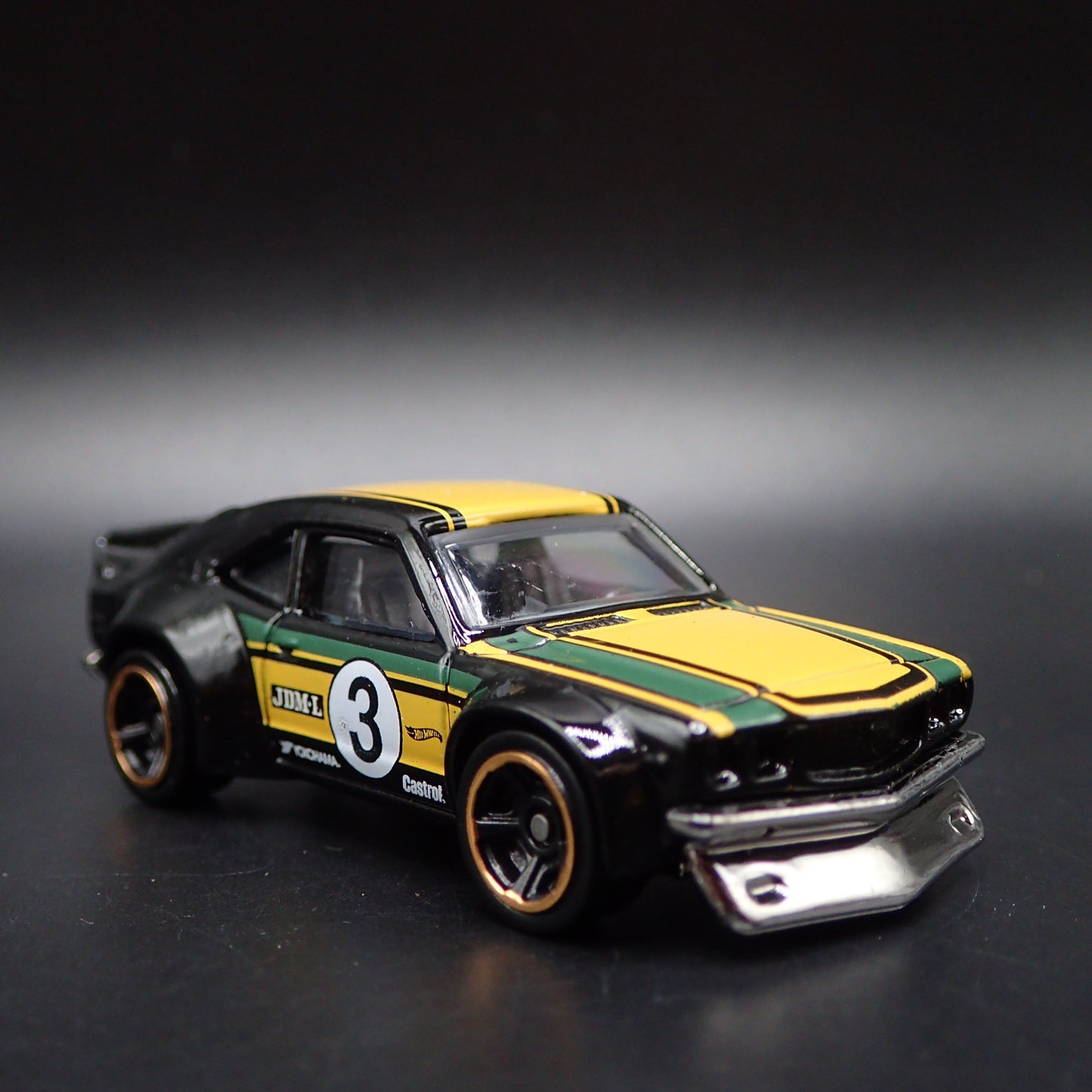 1971-1978 MAZDA RX3 JDM-L RACE 1:64 SCALE COLLECTIBLE DIORAMA DIECAST MODEL CAR