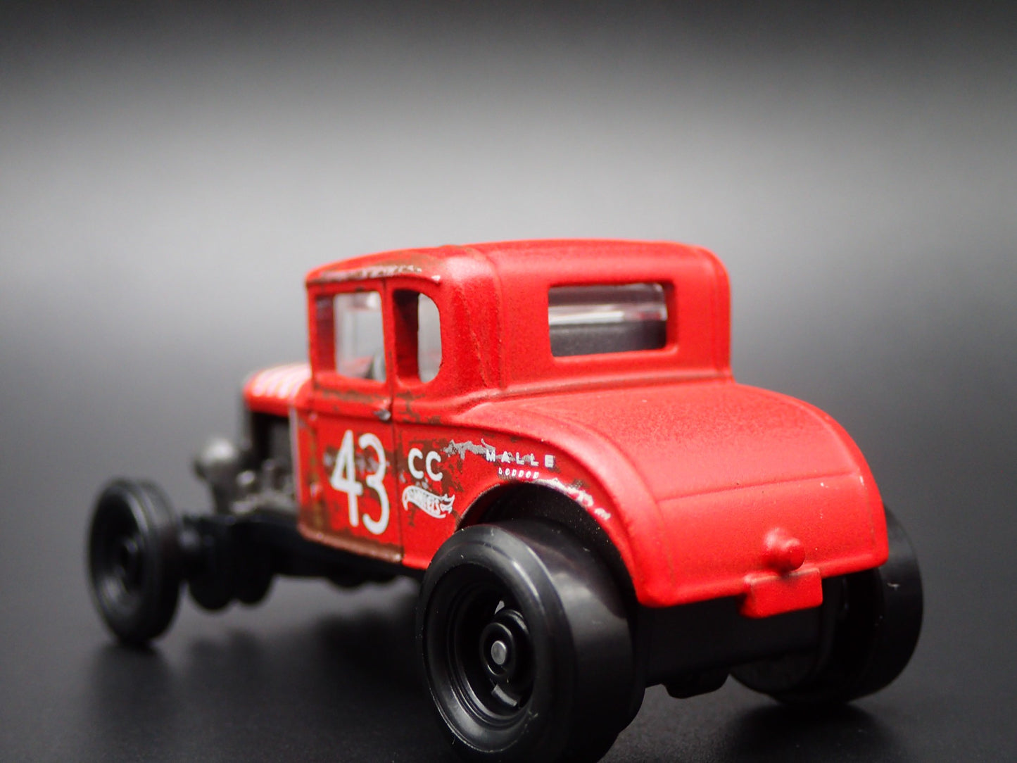 1931 31 FORD MODEL A CUSTOM RED 1:64 SCALE COLLECTIBLE DIORAMA DIECAST MODEL CAR