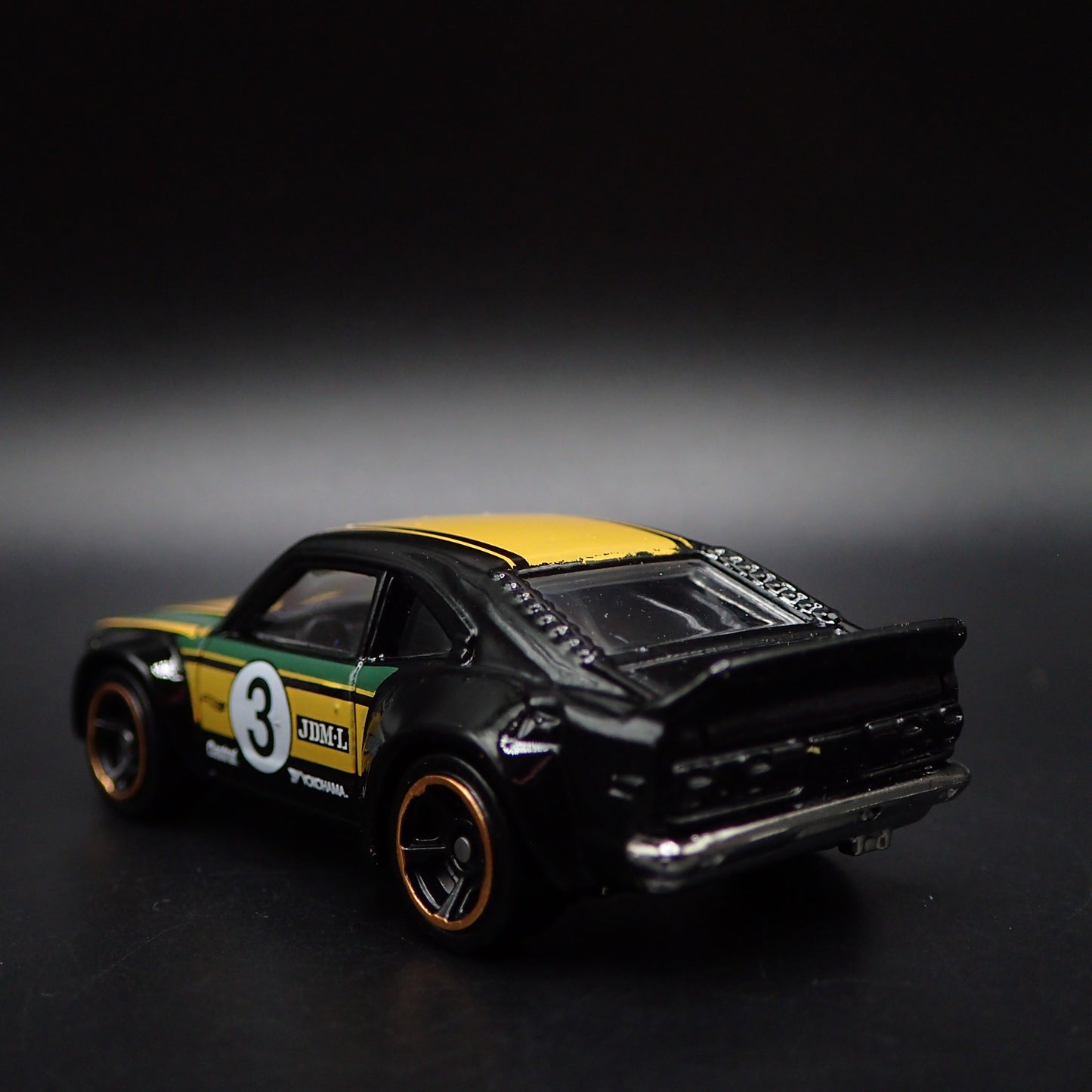 1971-1978 MAZDA RX3 JDM-L RACE 1:64 SCALE COLLECTIBLE DIORAMA DIECAST MODEL CAR