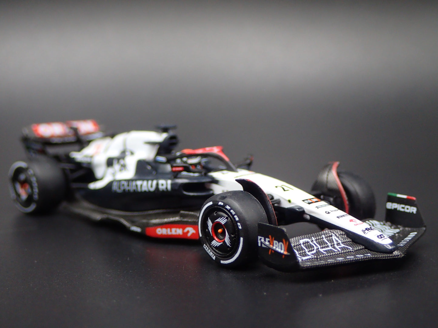 ALPHA TAURI AT04 #21 F1 NYCK DE VRIES 2023 AUS GP 1:64 SCALE DIECAST MODEL CAR