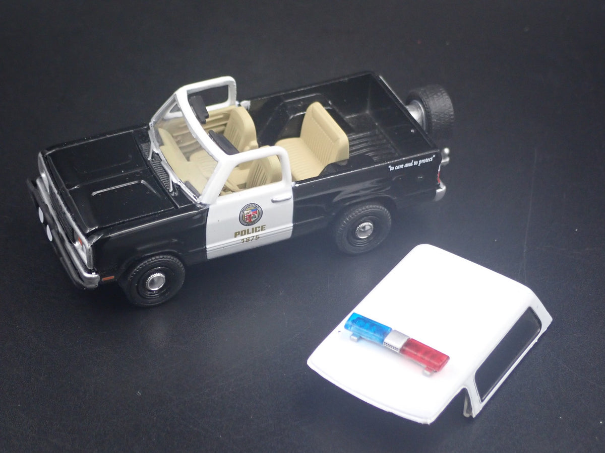 1977 77 DODGE RAMCHARGER LAPD POLICE W HITCH RARE 1/64 SCALE DIECAST MODEL CAR-Burning Rubber Toy Company