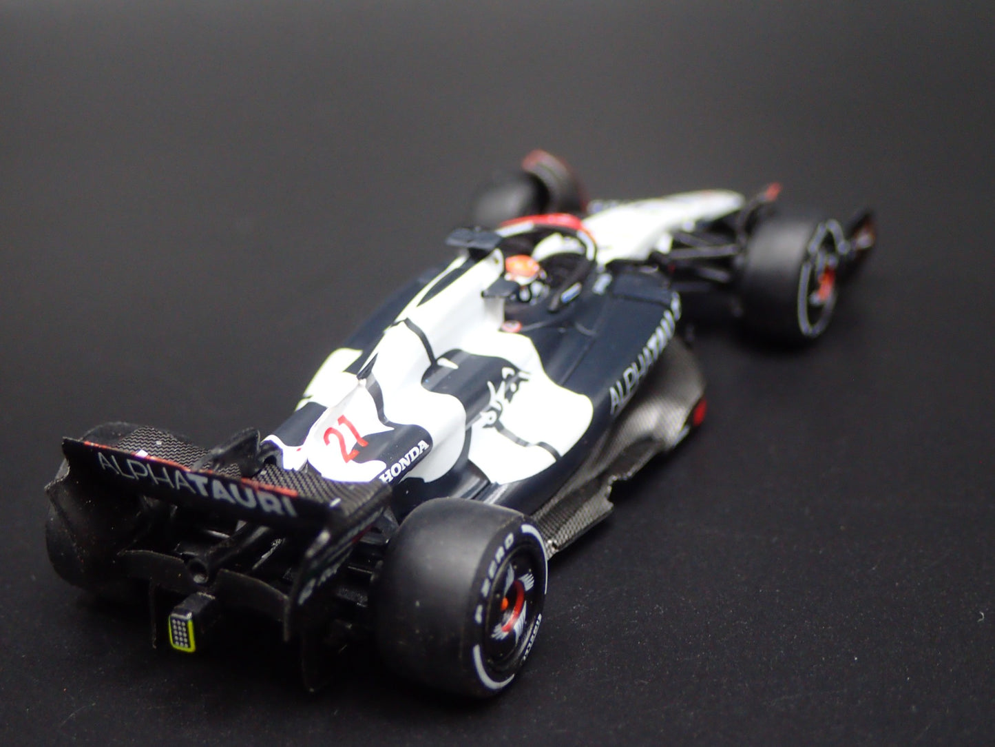 ALPHA TAURI AT04 #21 F1 NYCK DE VRIES 2023 AUS GP 1:64 SCALE DIECAST MODEL CAR