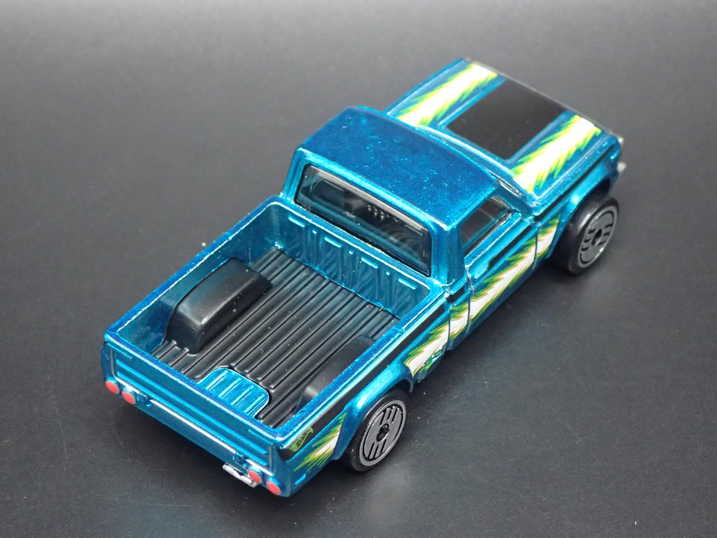 1974-1977 MAZDA REPU PICKUP TRUCK JDM BLUE 1:64 SCALE DIORAMA DIECAST MODEL CAR