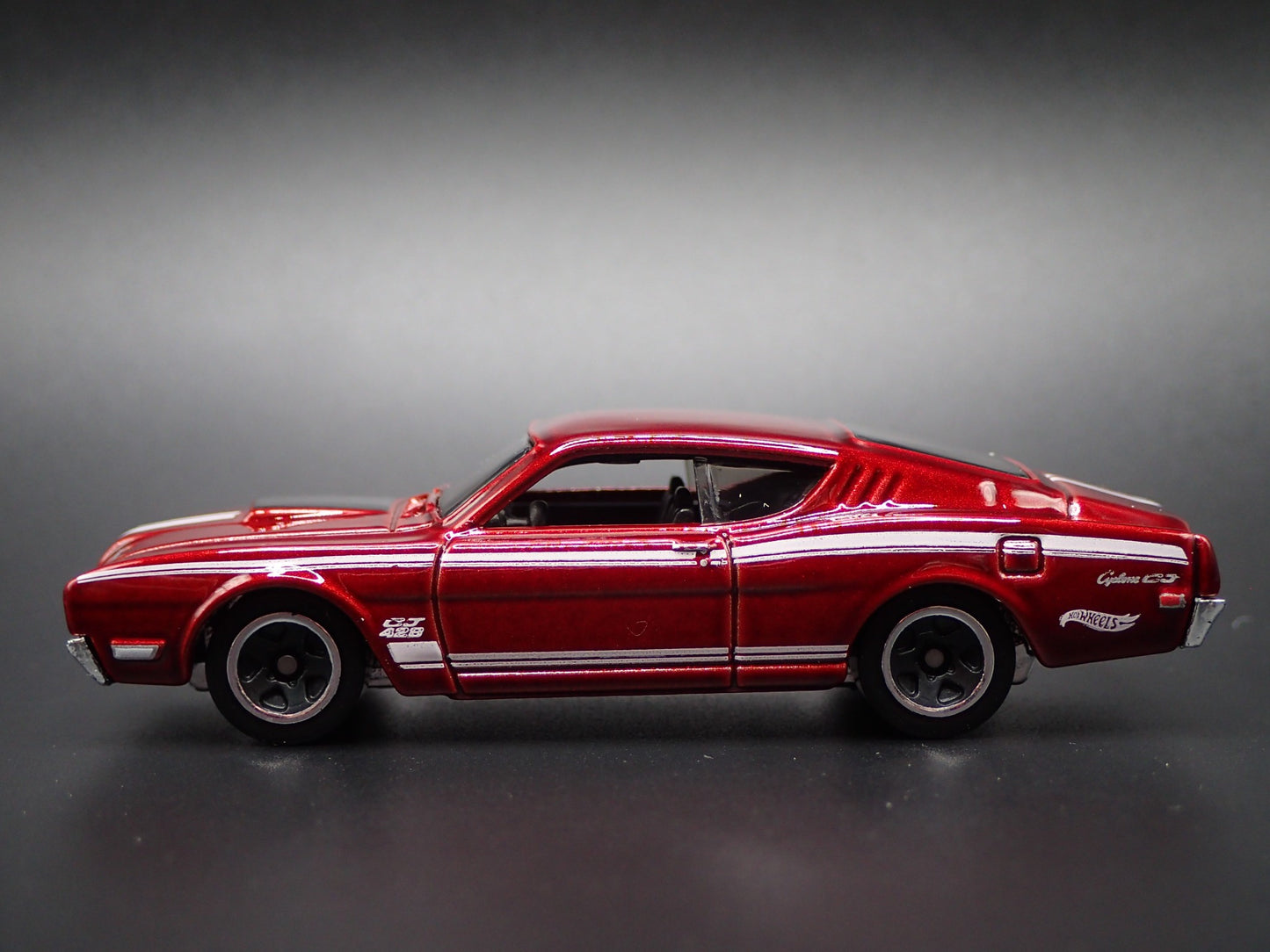 1969 69 MERC MERCURY CYCLONE BURGUNDY 1:64 SCALE COLLECTIBLE DIECAST MODEL CAR