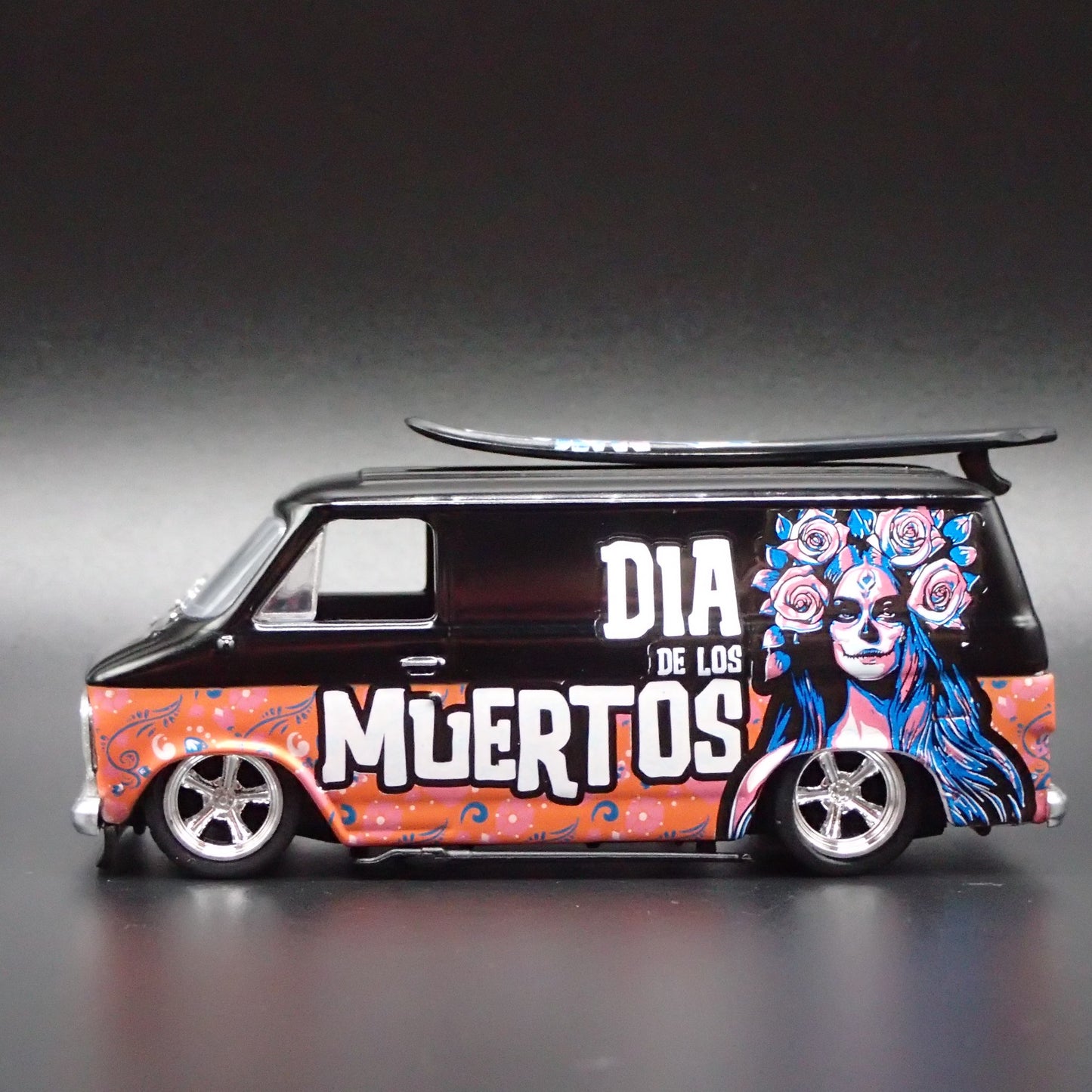 1971 71 CHEVY CHEVROLET VAN G10 DIA DE LOS MUERTOS 1:64 SCALE DIECAST MODEL CAR
