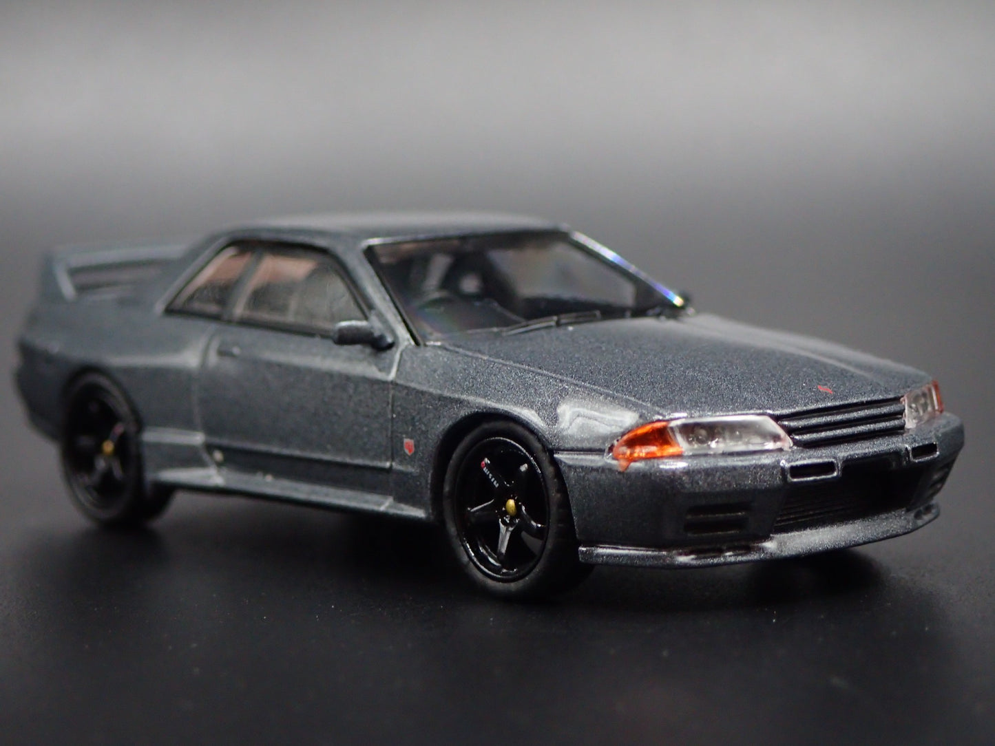 1989-1994 NISSAN SKYLINE GTR R32 BNR32 GRAY MATSUDA 1:64 SCALE DIECAST MODEL CAR