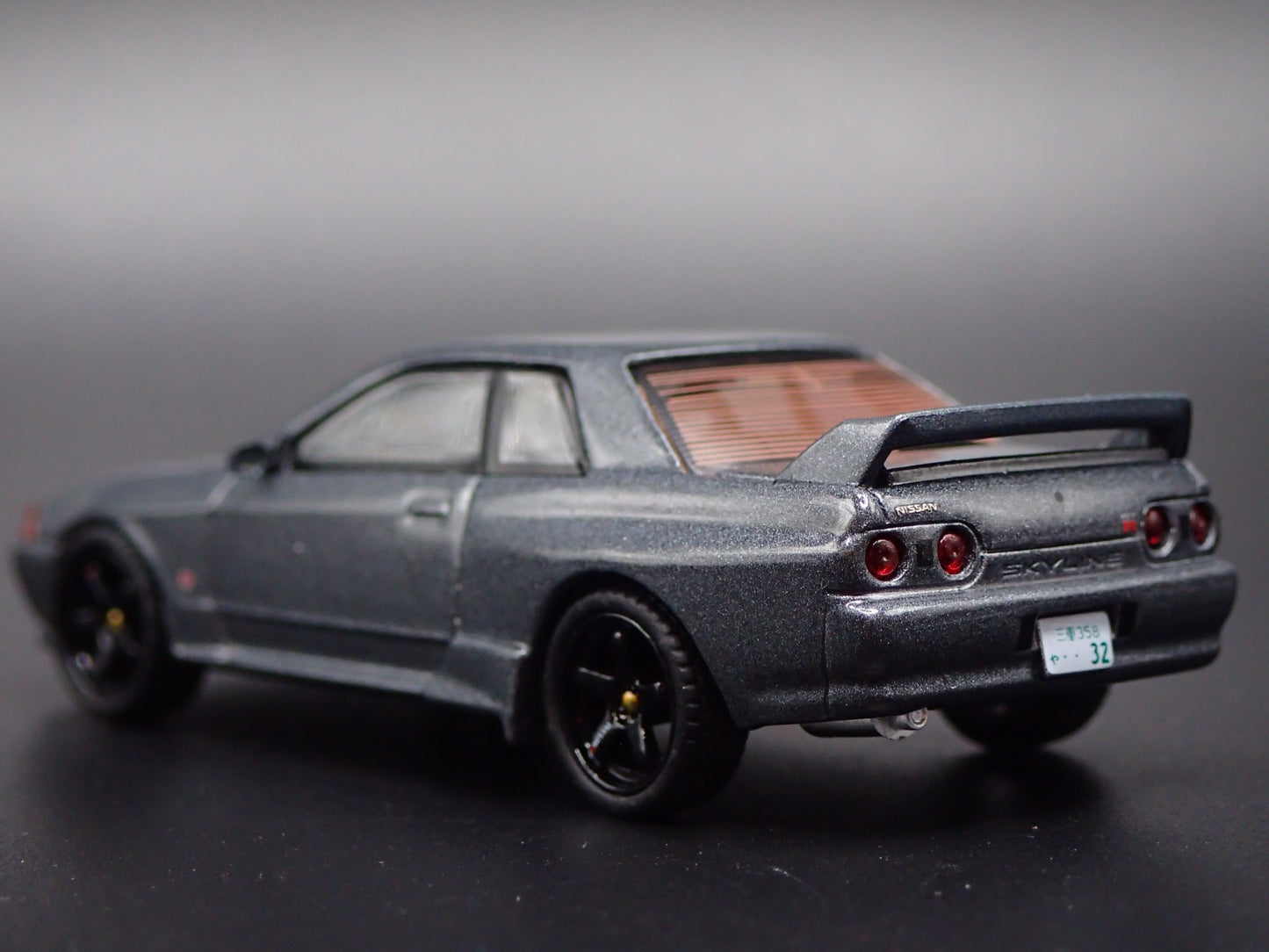 1989-1994 NISSAN SKYLINE GTR R32 BNR32 GRAY MATSUDA 1:64 SCALE DIECAST MODEL CAR