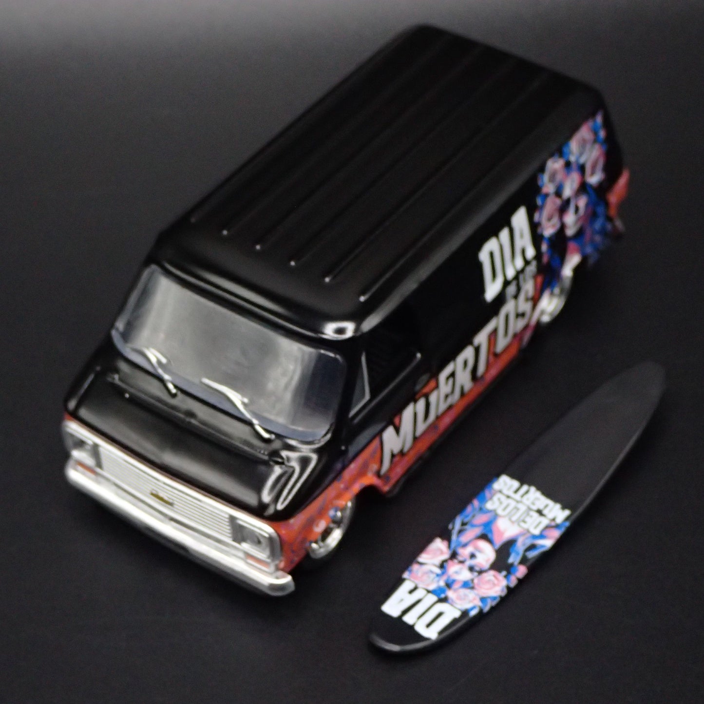 1971 71 CHEVY CHEVROLET VAN G10 DIA DE LOS MUERTOS 1:64 SCALE DIECAST MODEL CAR