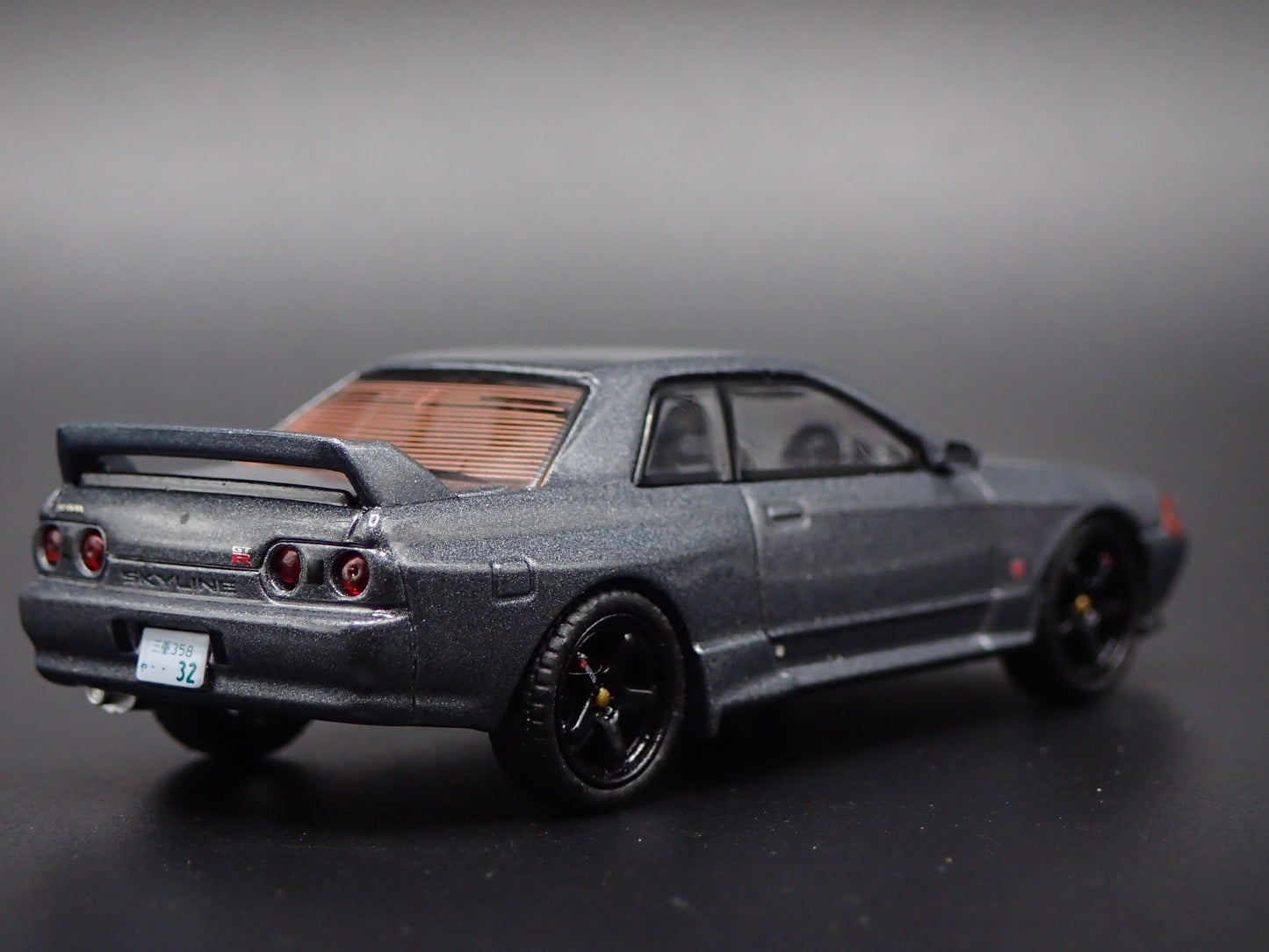 1989-1994 NISSAN SKYLINE GTR R32 BNR32 GRAY MATSUDA 1:64 SCALE DIECAST MODEL CAR