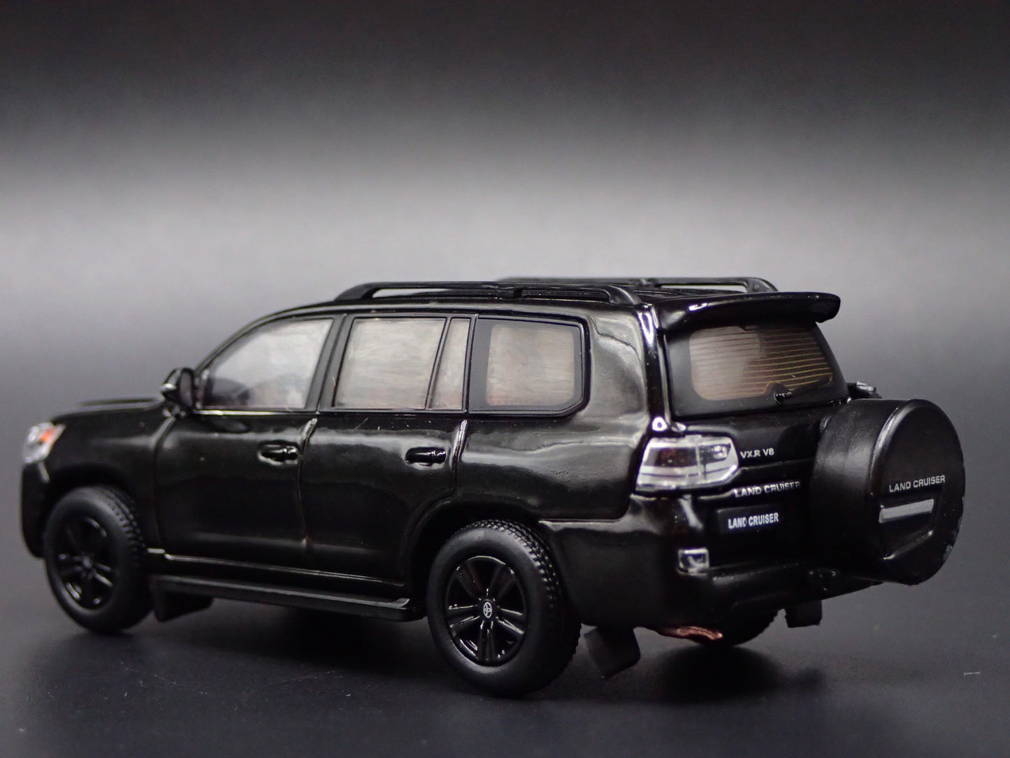 2008-2021 TOYOTA LAND CRUISER 200 SERIES BLACK 1/64 SCALE DIECAST MODEL CAR