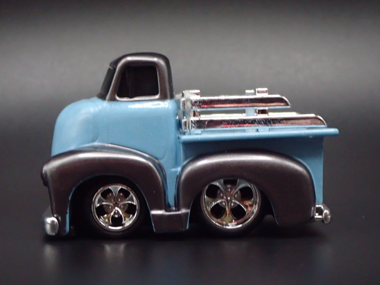 1950 50 GMC COE PICKUP TRUCK CAR TUNED BLUE 1:64 SCALE DIORAMA DIECAST MODEL CAR