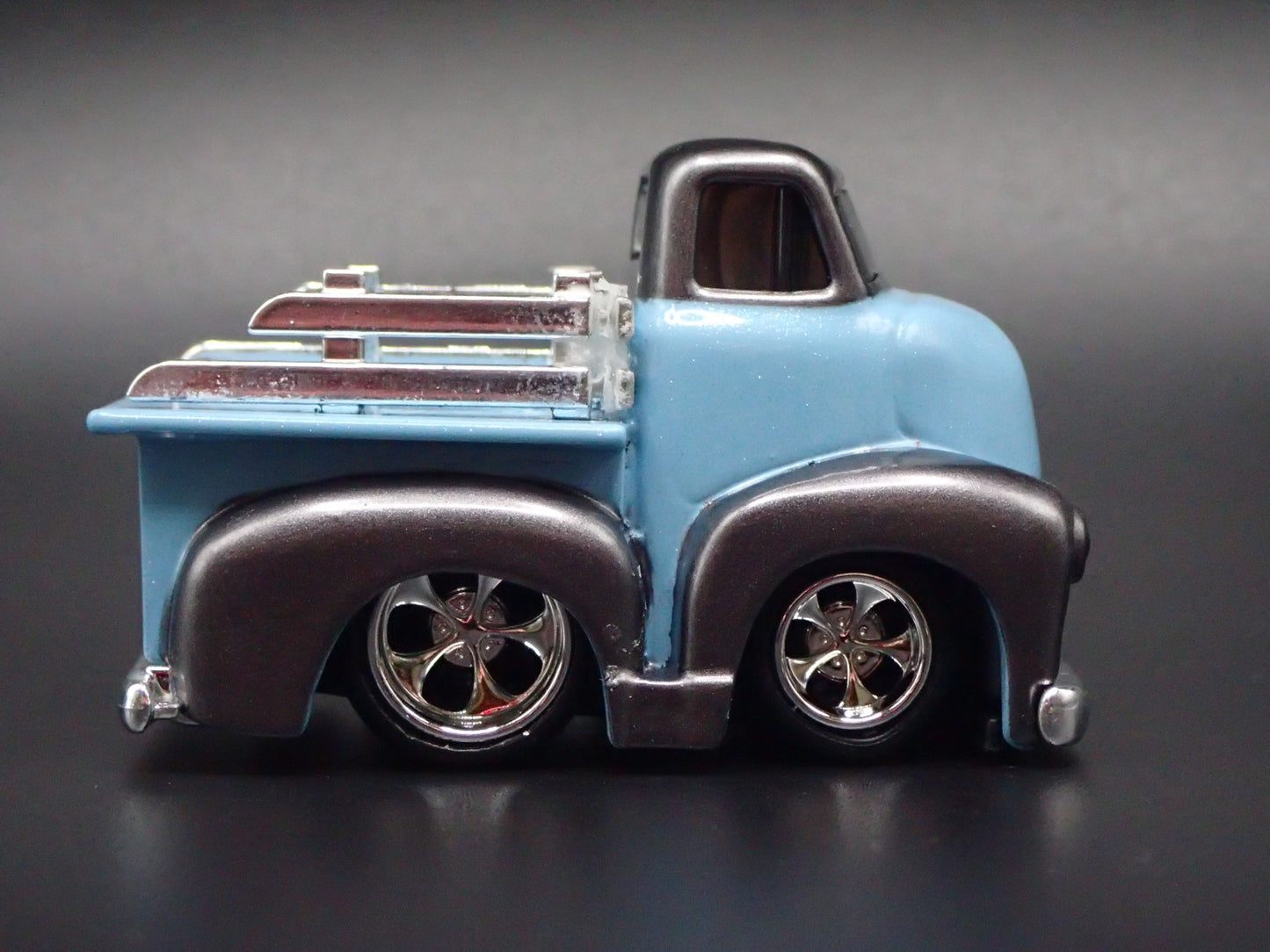 1950 50 GMC COE PICKUP TRUCK CAR TUNED BLUE 1:64 SCALE DIORAMA DIECAST MODEL CAR